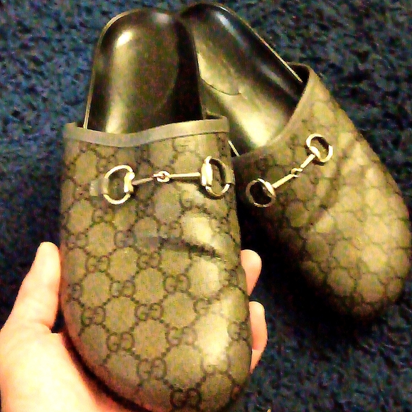 Gucci Other - Gucci supreme horseshit Mules